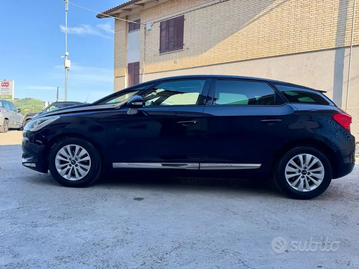 Usata DS Automobiles DS5 120 CV (88 kW) 2016 Bluazzurro Utilitaria
