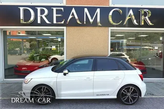 Usata Audi S1 Ambiente 231 CV (169 kW) 2015 Blu metallizzato Utilitaria