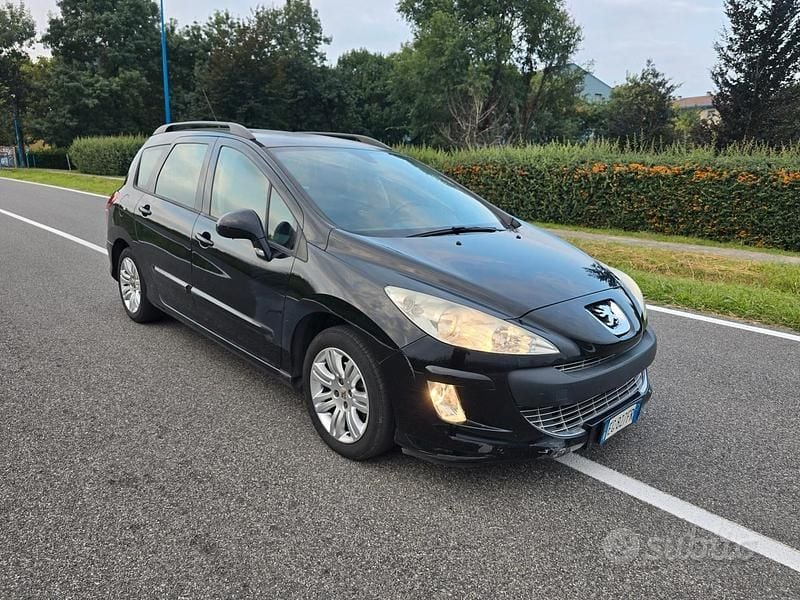 Nero Usata 2011 Peugeot 308 Station wagon | 2700 € (Buon prezzo) - Immagine 1/4
