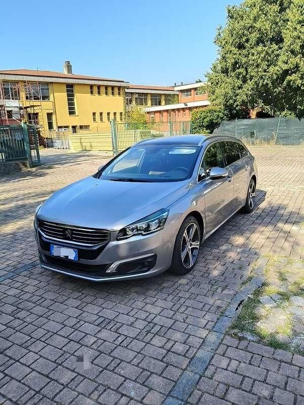 Usata 2017 Peugeot 508 Allure Station wagon | 13.700 € (Cara) - Immagine 1/4