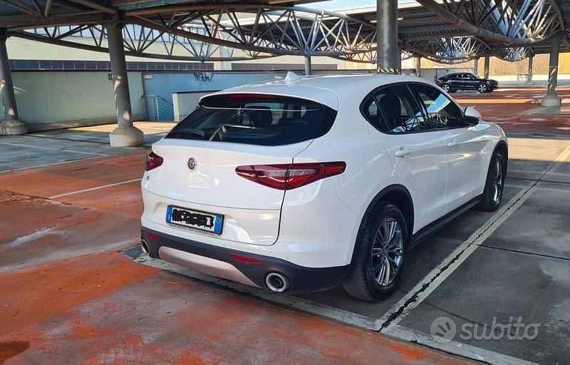 Usata Alfa Romeo Stelvio 210 CV (154 kW) 2018 Bianco SUV