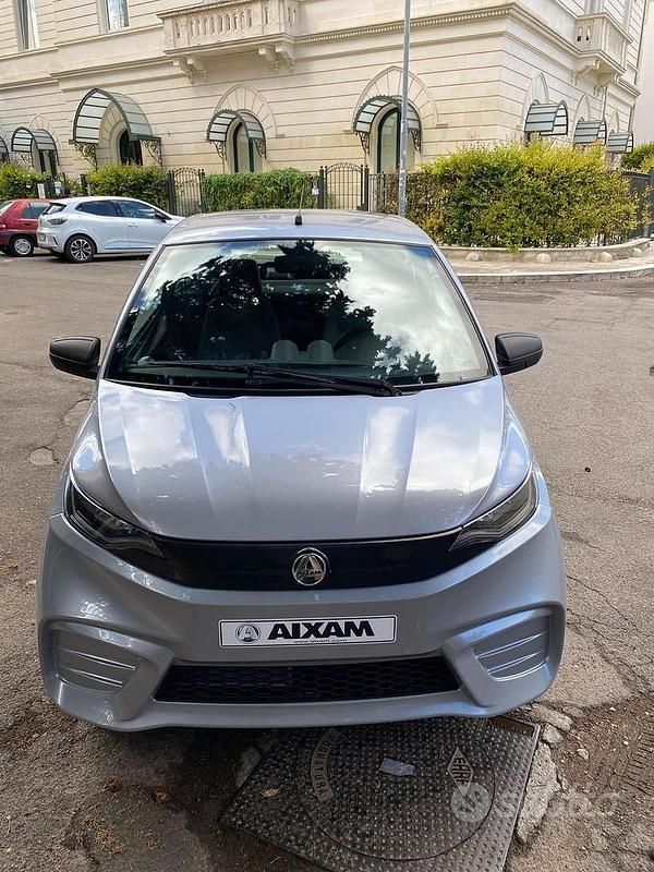 Grigio Usata 2024 Aixam City Pack Tre volumi | 12.990 € (Cara) - Immagine 1/4