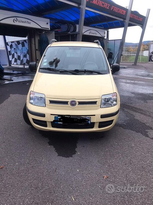 Giallo Usata 2010 Fiat Panda Tre volumi | 6500 € - Immagine 1/4