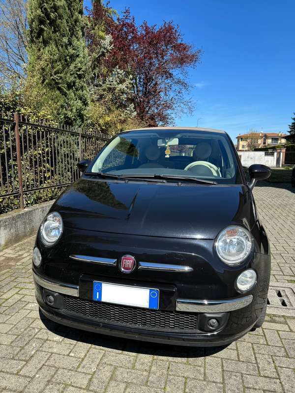 Usato 2015 Fiat 500C 1.2 Benzin 69 CV (8.450 €)