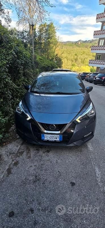 Używany Nissan Micra Tekna 90 KM (66 kW) 2017 Szary Hatchback
