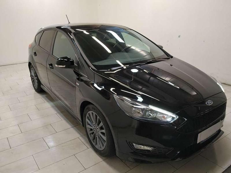 Usata Ford Focus ST-Line 120 CV (88 kW) 2018 Nero Berlina