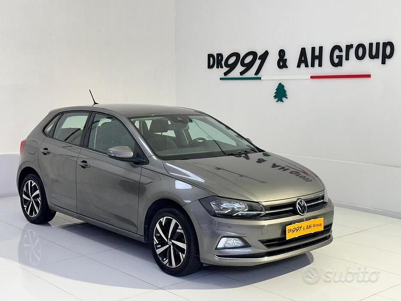 Usata VW Polo Highline 90 CV (66 kW) 2021 Grigio Berlina