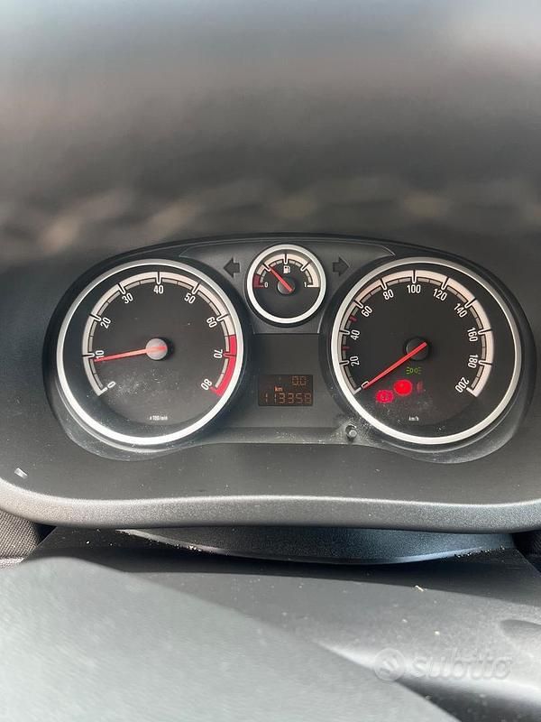 Usata Opel Corsa 2010 Grigio Utilitaria