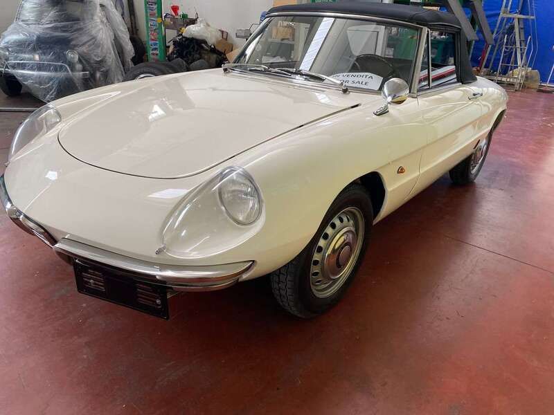 Usata Alfa Romeo Spider 120 CV (88 kW) 1967 Bianco Cabrio