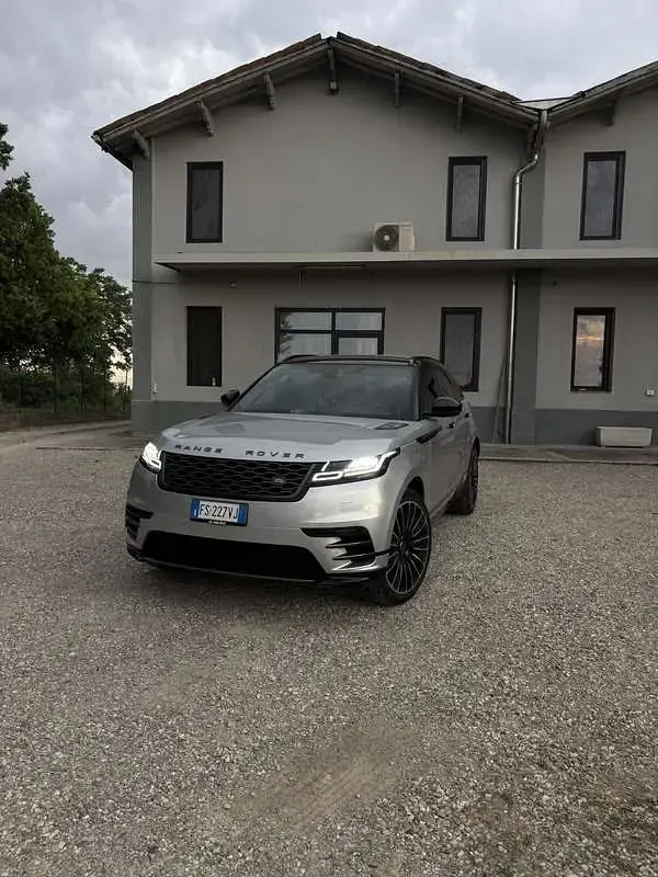Usata Land Rover Range Rover Velar R-Dynamic 241 CV (177 kW) 2018 SUV