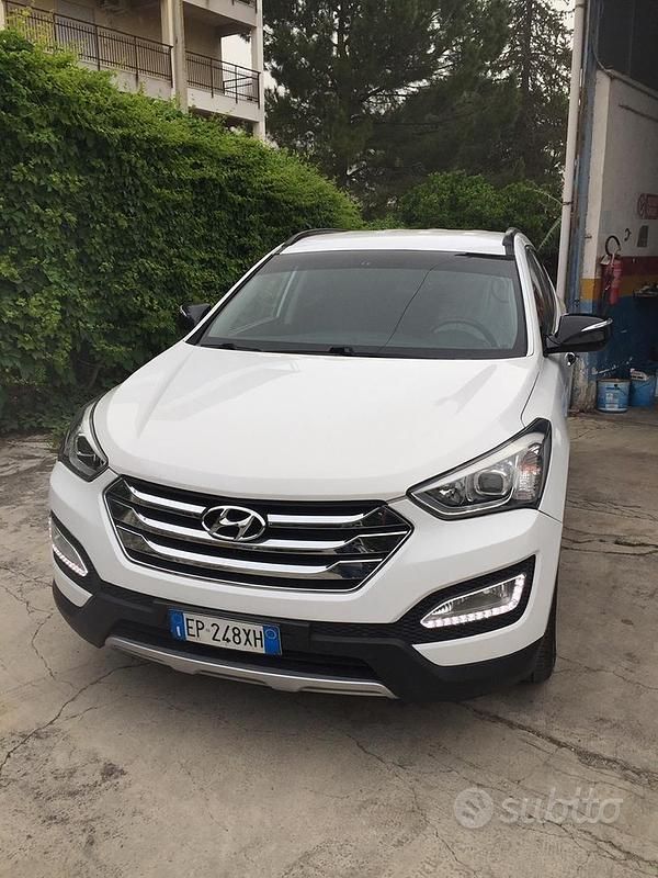 Bianco Usata 2013 Hyundai Santa Fe SUV | 9999 € (Buon prezzo) - Immagine 1/4