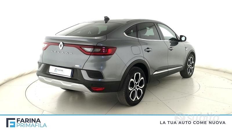 Usata Renault Arkana Intens 143 CV (105 kW) 2021 Grigio scuro SUV