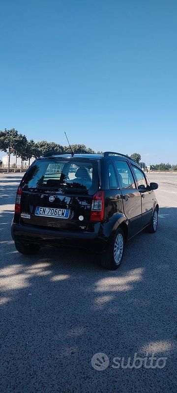 Usata Fiat Idea S 90 CV (66 kW) 2012 Nero Monovolume