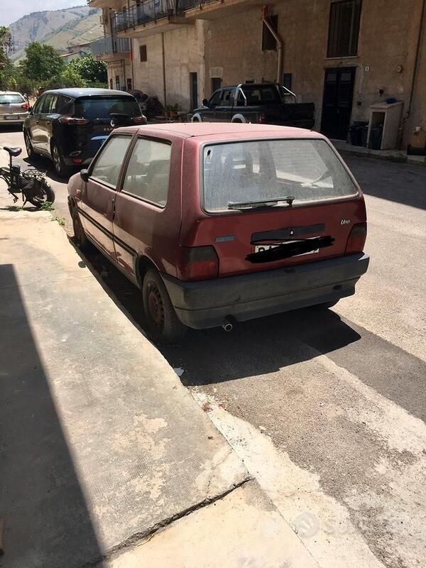 Usata Fiat Uno 45 CV (33 kW) 1993 Rosso Utilitaria