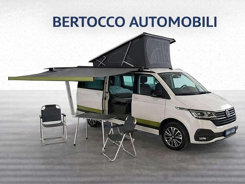 Usata VW California Beach 150 CV (110 kW) 2023 Bianco Furgone