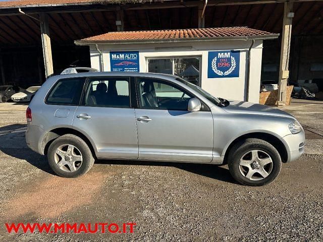 Usata VW Touareg R 174 CV (127 kW) 2004 Argento SUV
