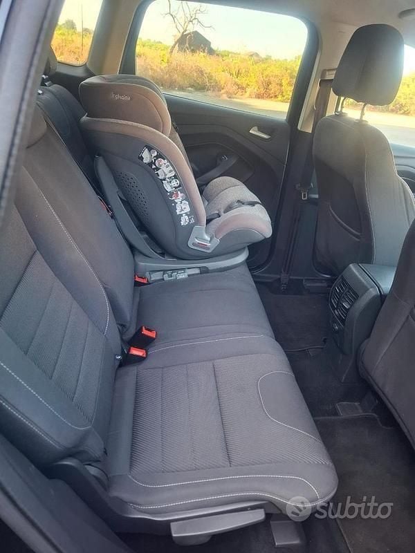 Usata Ford Kuga 115 CV (84 kW) 2014 Nero SUV