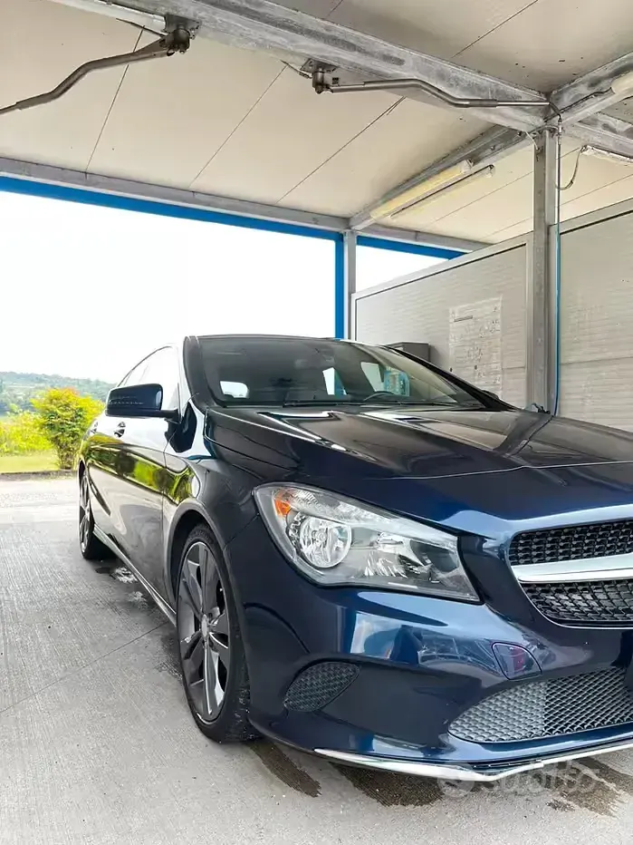 Usata Mercedes CLA180 109 CV (80 kW) 2017 Bluazzurro Coupé