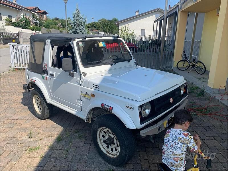 Usata Suzuki Samurai 64 CV (47 kW) 1990 Bianco SUV