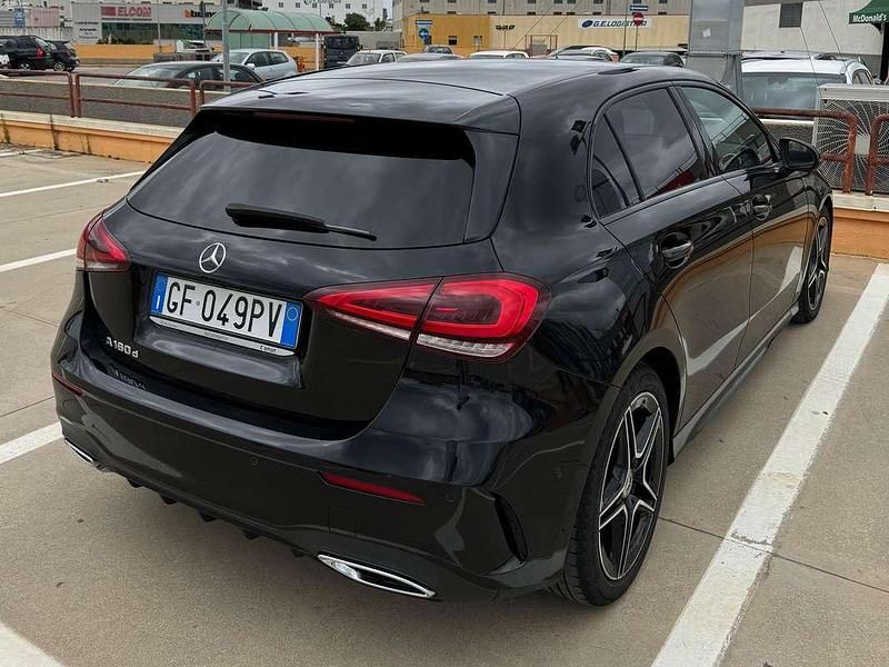 Usata Mercedes A180 AMG line 116 CV (85 kW) 2021 Nero Berlina