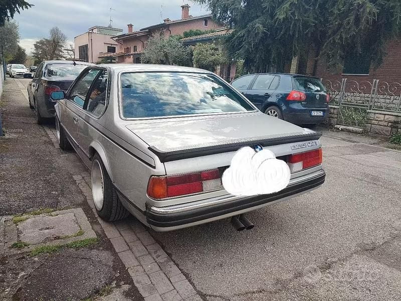 Begagnad BMW 635 1970 Grå Sportkupé