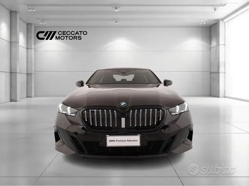 Usata BMW 520 M Sport 197 CV (144 kW) 2023 Nero Berlina