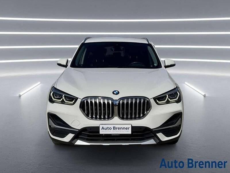 Käytetty BMW X1 xLine 150 HP (110 kW) 2022 Valkoinen Katumaasturi