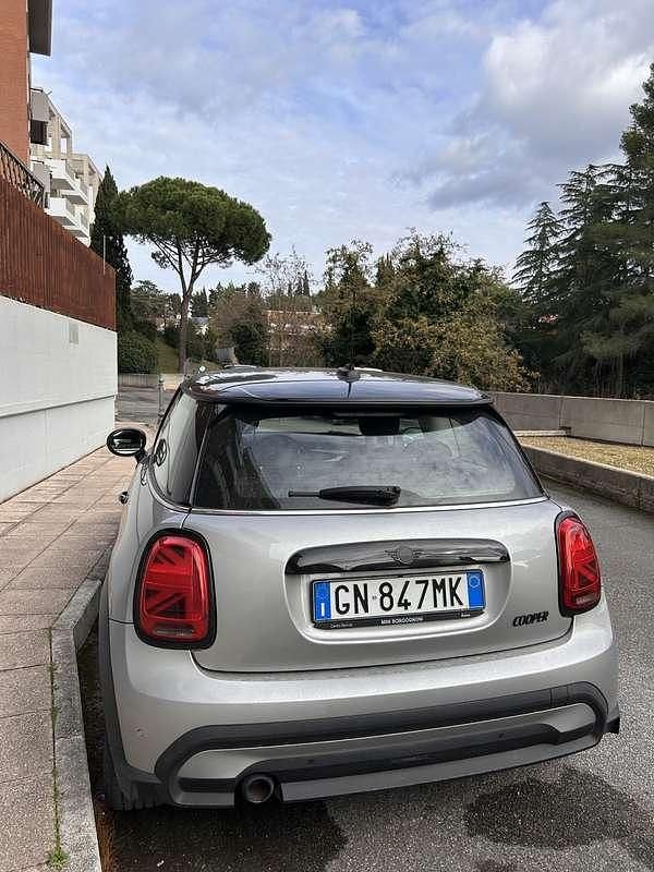 Usata Mini Cooper Classic 136 CV (100 kW) 2023 Grigio Utilitaria