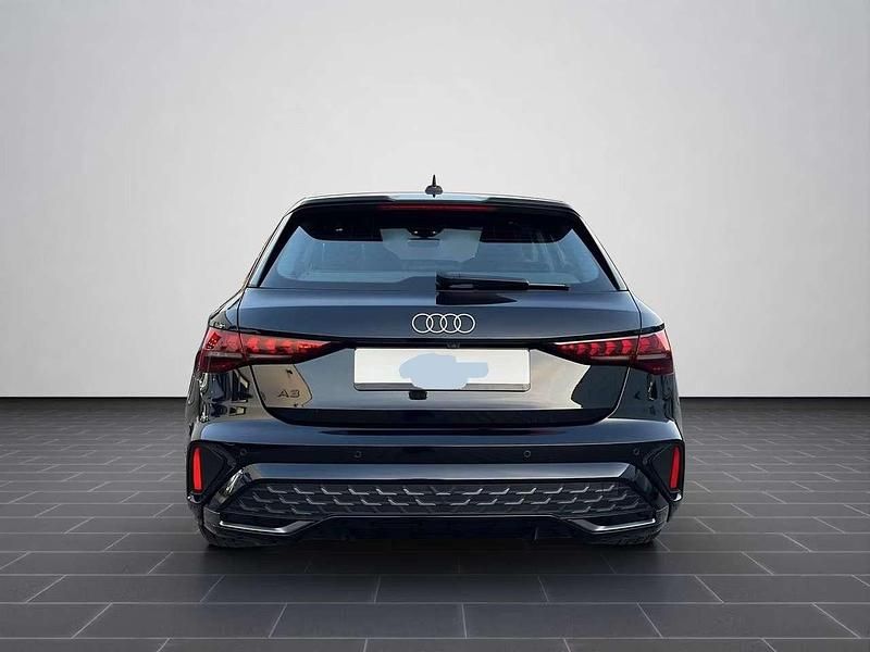 Usata Audi A3 Sportback S-Line 150 CV (110 kW) 2025 Nero Utilitaria