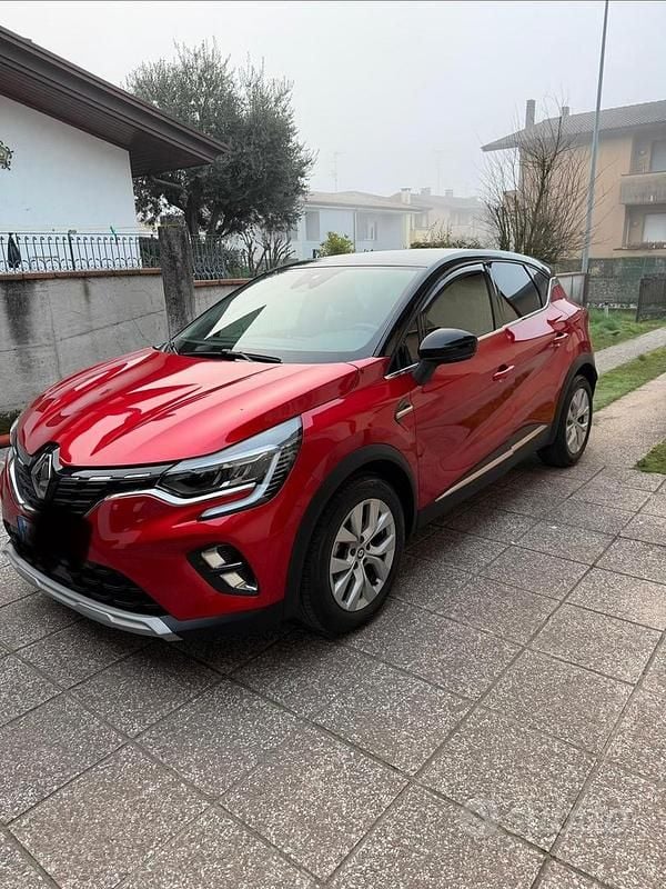 Usata Renault Captur 2021 Rosso SUV