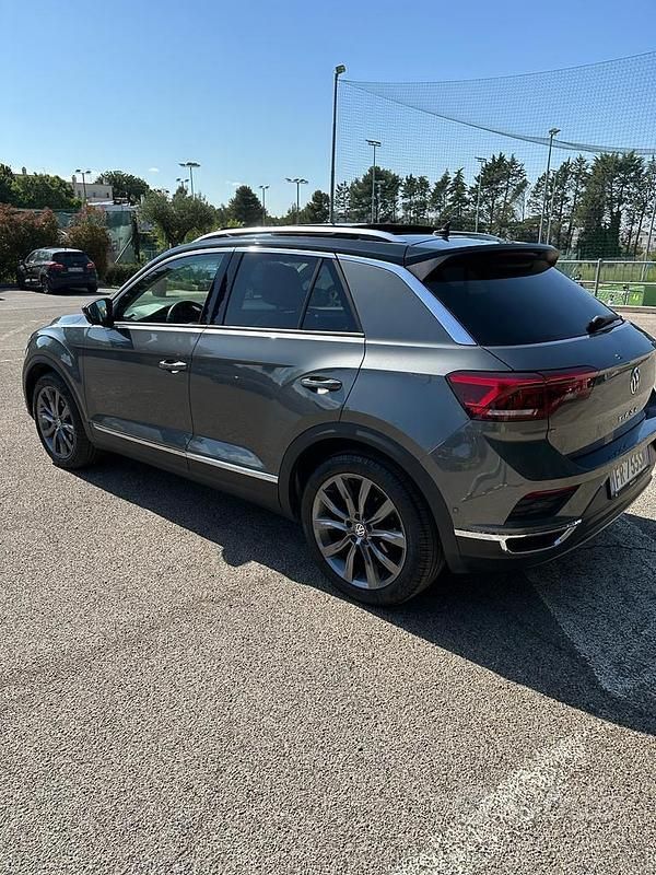 Usata VW T-Roc 150 CV (110 kW) 2018 SUV
