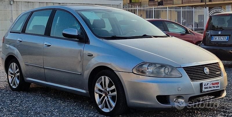 Usata Fiat Croma Emotion 150 CV (110 kW) 2008 Grigio Station wagon