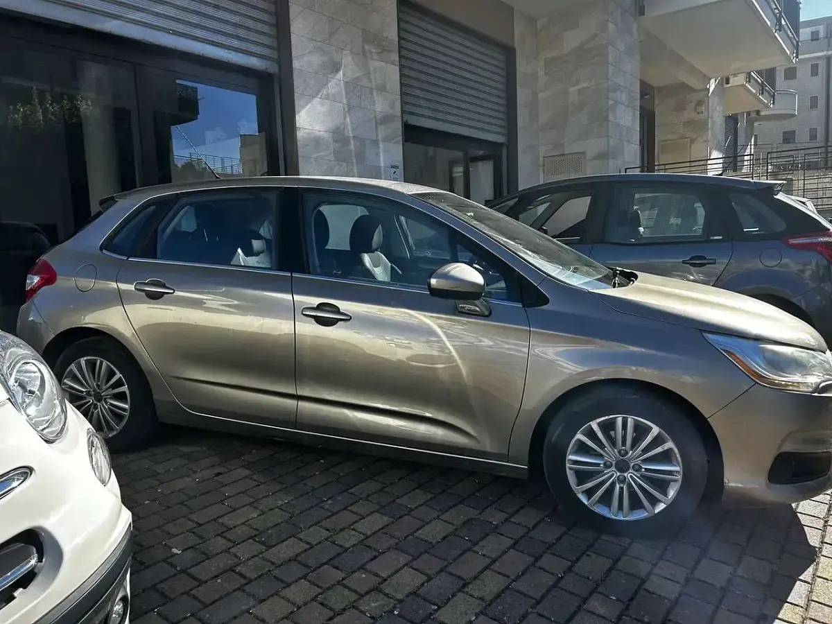 Usata Citroën C4 Business Class 92 CV (67 kW) 2012 Other Berlina