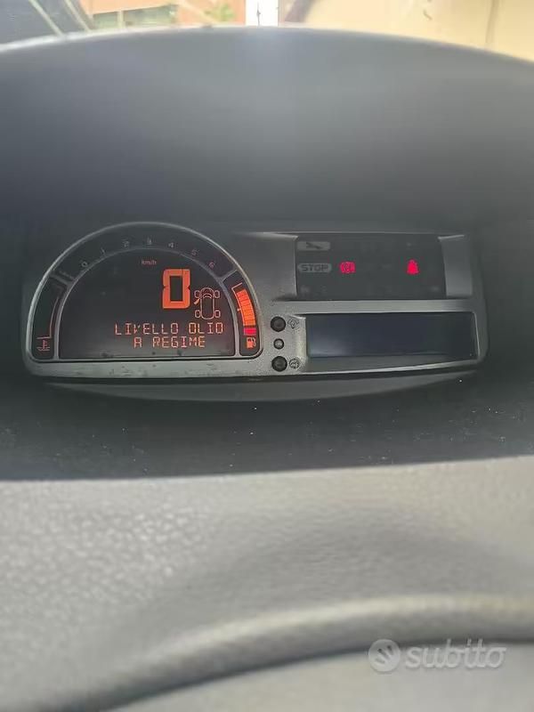 Usata Renault Modus 70 CV (51 kW) 2007 Nero Monovolume