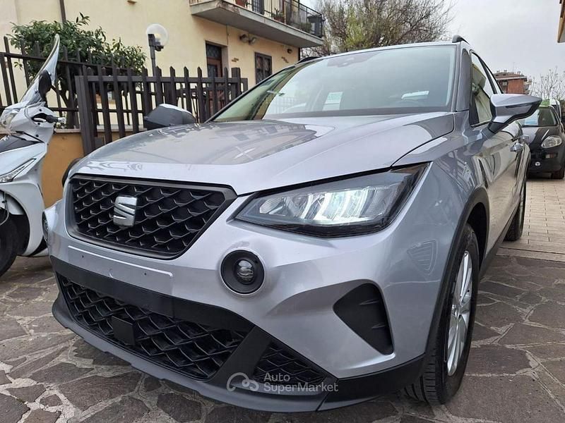 Usata Seat Ibiza Style 95 CV (69 kW) 2022 Argento Utilitaria