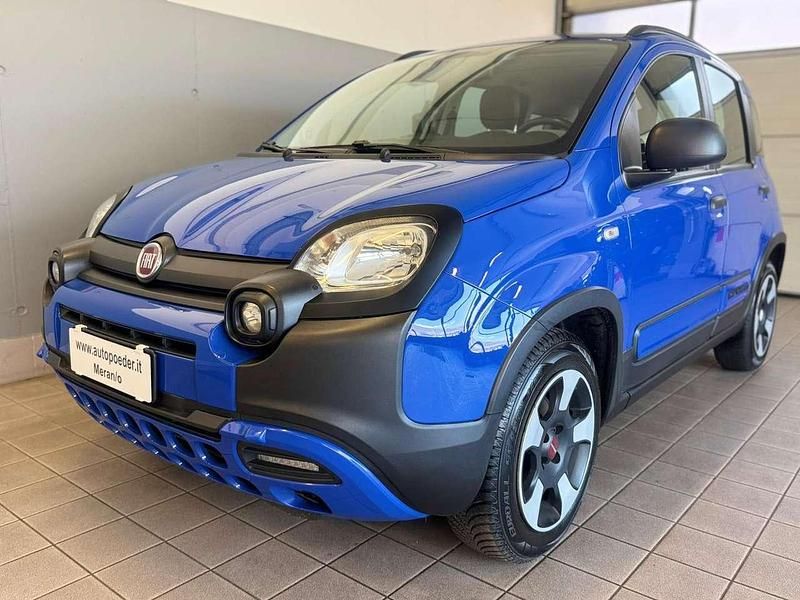 Usata Fiat Panda Cross Cross 69 CV (50 kW) 2018 Blu/azzurro Utilitaria