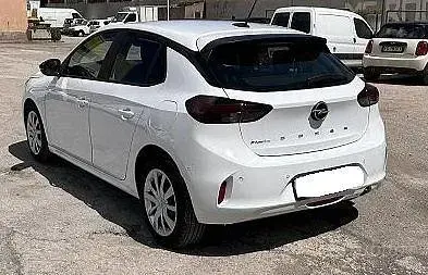Usata Opel Corsa 75 CV (55 kW) 2024 Bianco Utilitaria