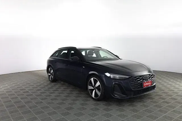 Usata Audi A5 Comfort 204 CV (150 kW) 2025 Blu firmamento Station wagon