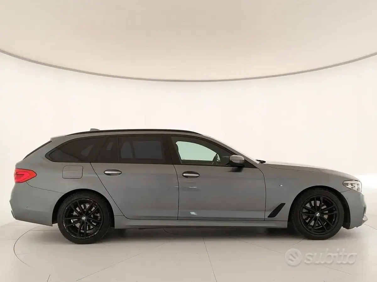 Usata BMW 520 M Sport 190 CV (139 kW) 2019 Grigio Station wagon