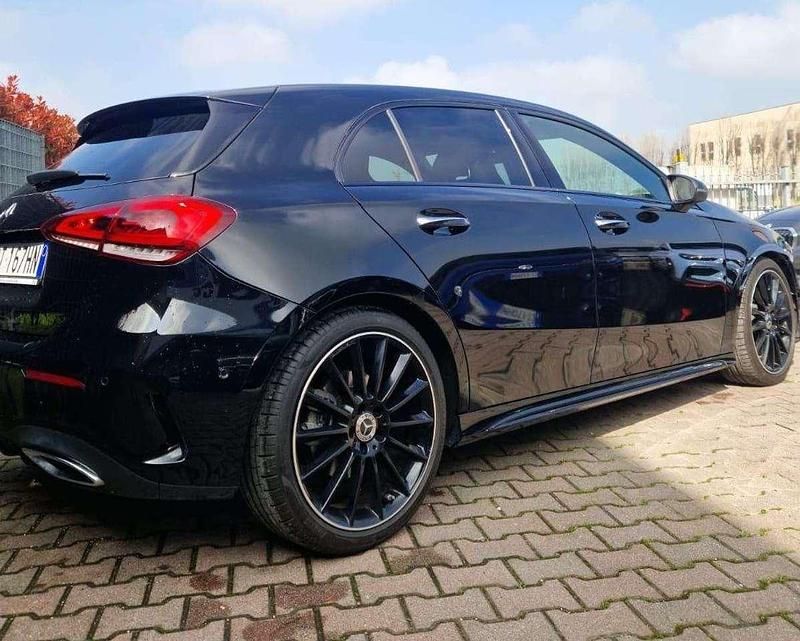 Usata Mercedes A200 Premium 163 CV (119 kW) 2023 Nero Berlina