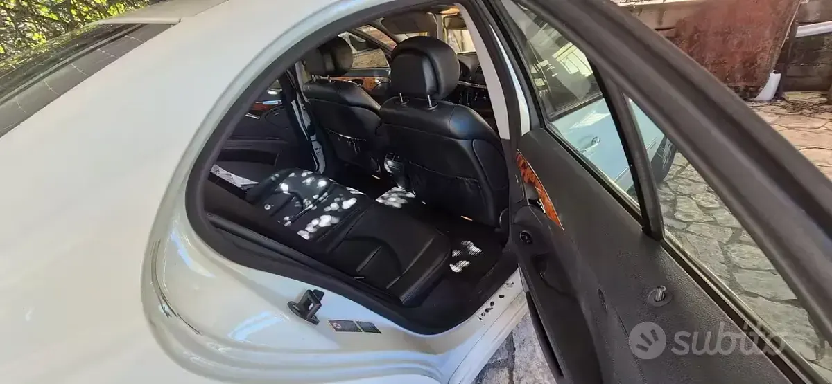 Usata Mercedes E220 150 CV (110 kW) 2006 Bianco Berlina