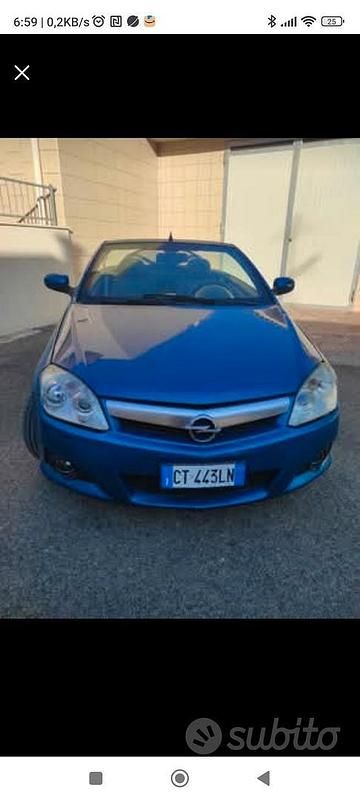 Usata Opel Tigra 2005 Blu Cabrio