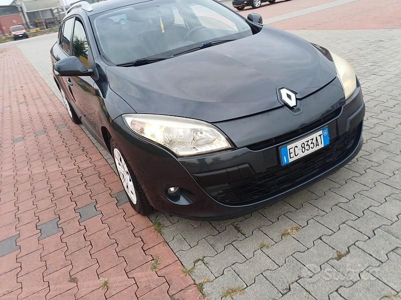 Usata Renault Mégane GrandTour 90 CV (66 kW) 2010 Nero Station wagon