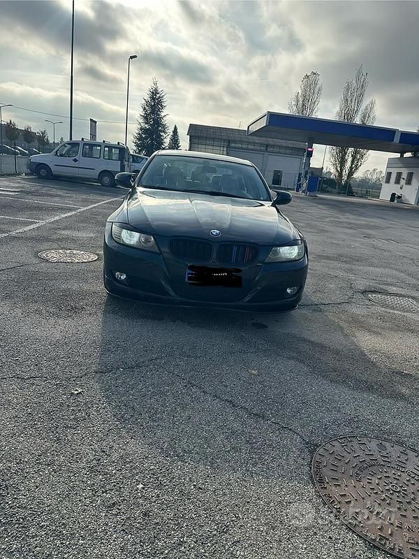 Usata BMW 320 2010 Nero Berlina