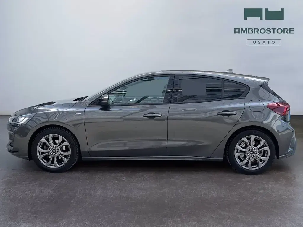 Usata Ford Focus ST-Line 125 CV (91 kW) 2023 Magnetic grey Berlina