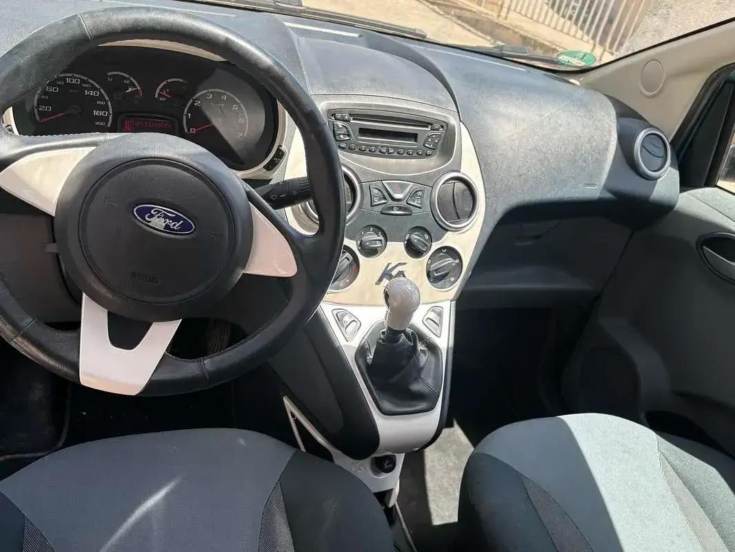 Usata Ford Ka Titanium 69 CV (50 kW) 2012 Utilitaria