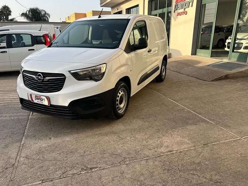 Usata Opel Combo S 131 CV (96 kW) 2020 Bianco Monovolume
