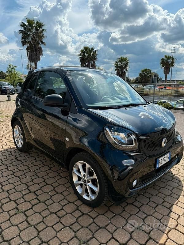Usata 2018 Smart ForTwo Cabrio Cabrio | 15.000 € (Buon prezzo) - Immagine 1/4