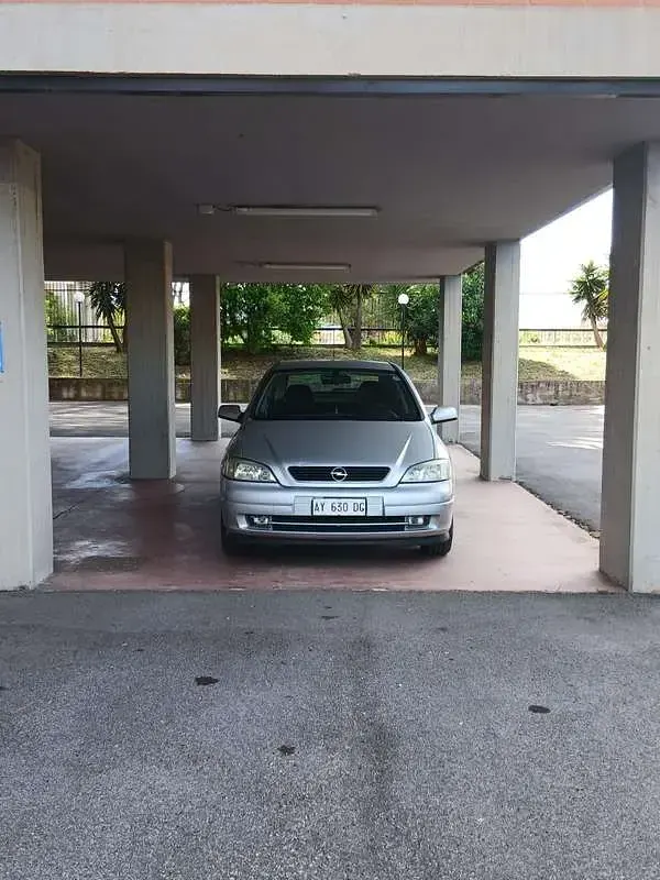 Usata Opel Astra Club 101 CV (74 kW) 1998