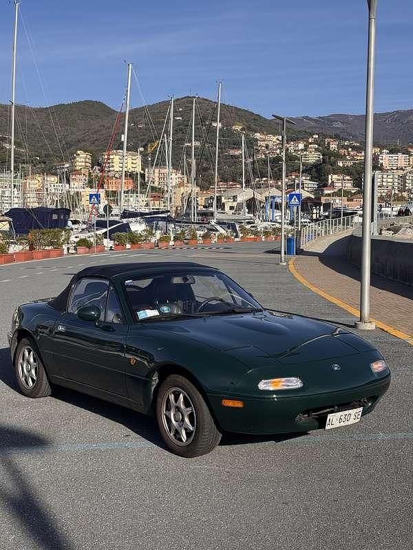 Usata Mazda MX5 90 CV (66 kW) 1997 Verde Cabrio
